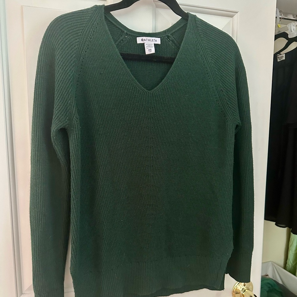 Athleta HANOVER REFINED V-NECK SWEATER